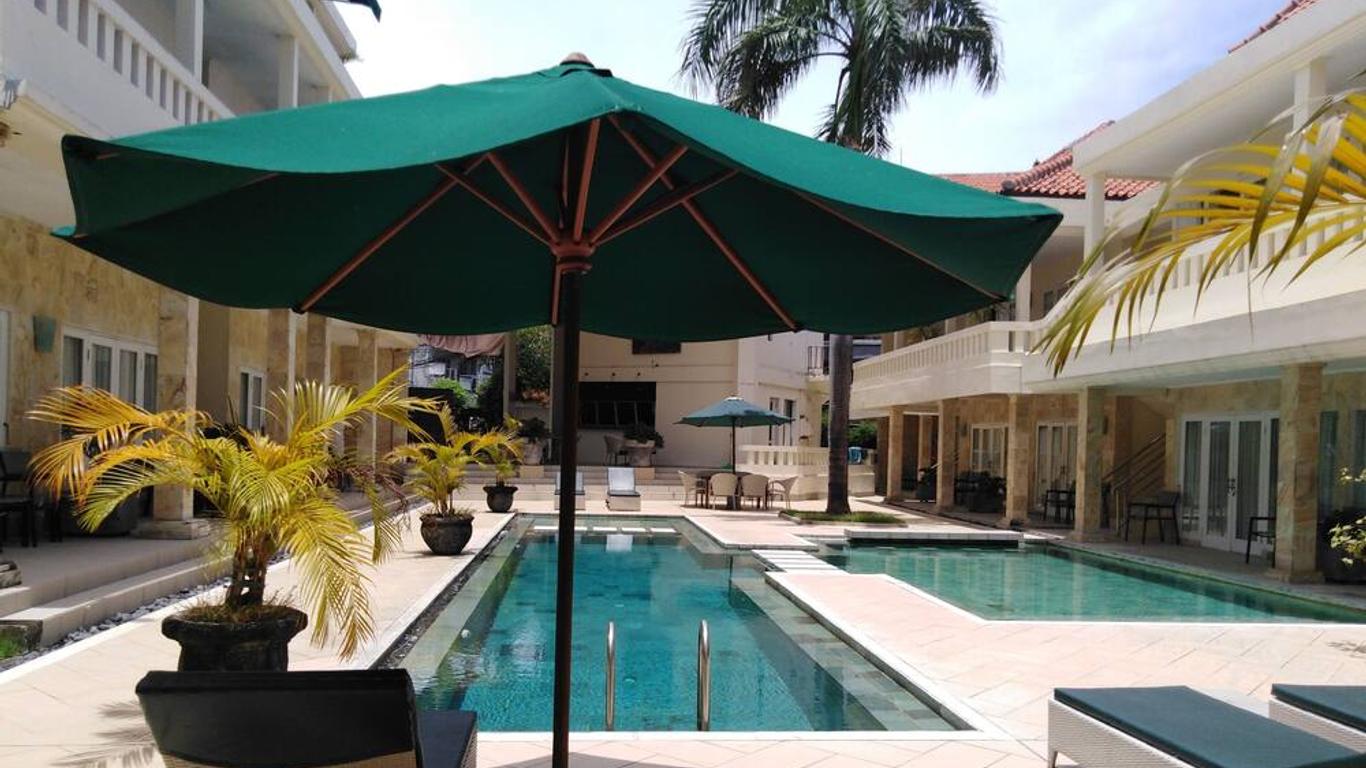 Bali Court Hotel & Apartment
