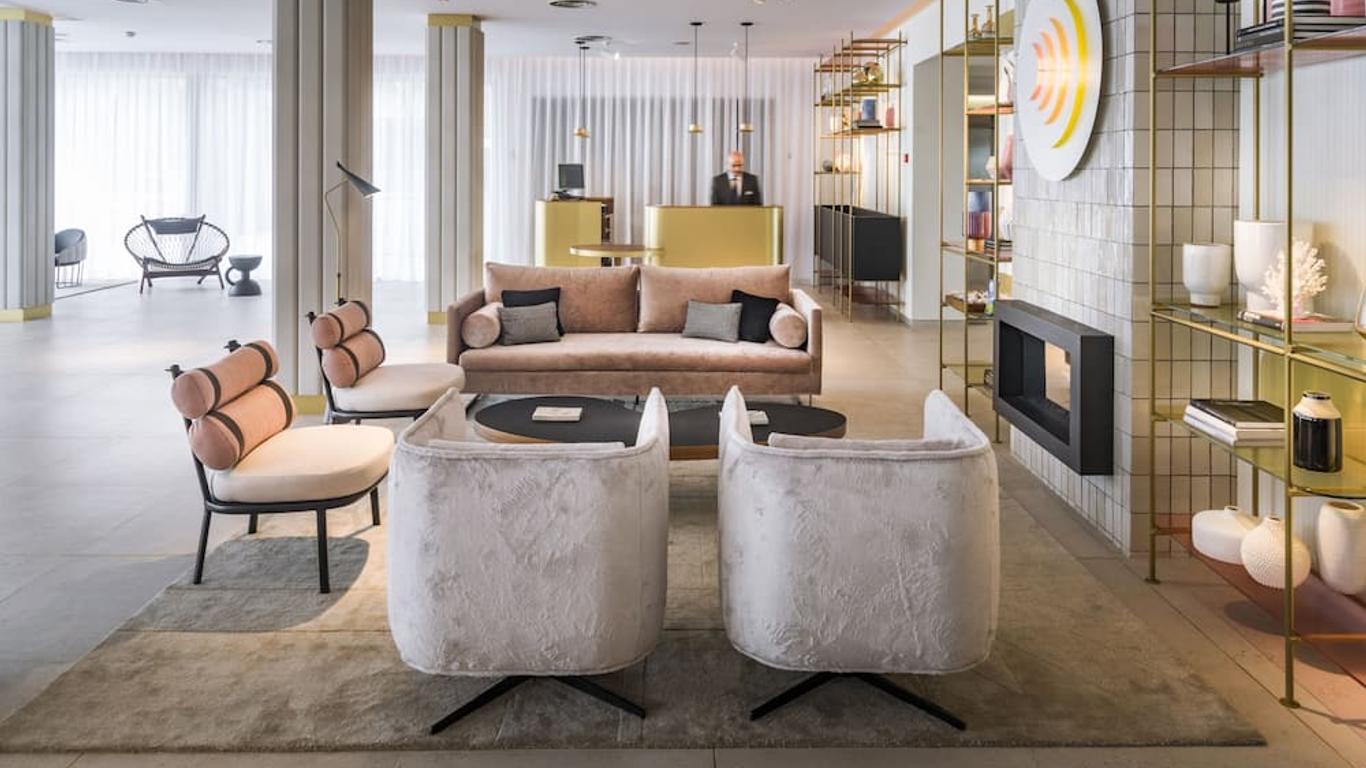 Bel Air Hotel